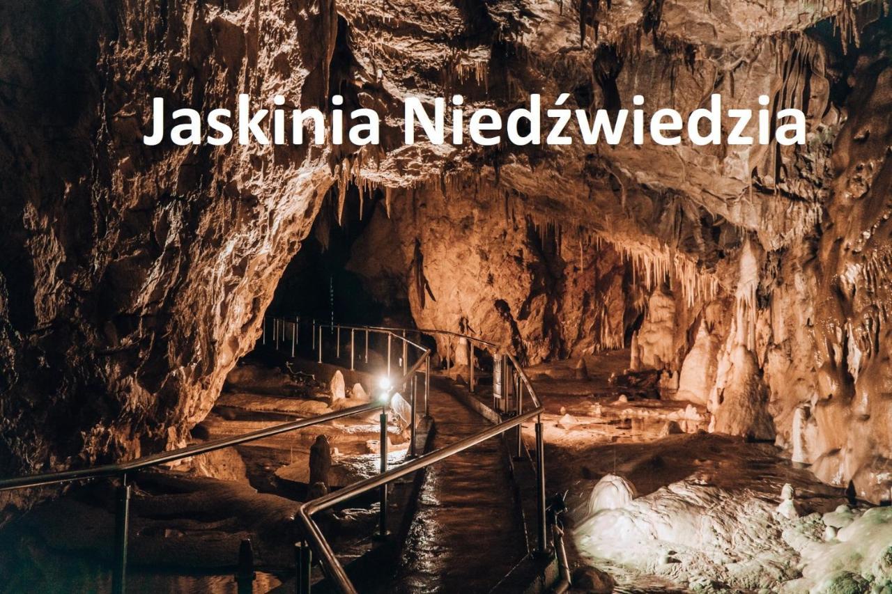Nowy Sowia Z Widokiem Na Snieznik * Stronie Slaskie